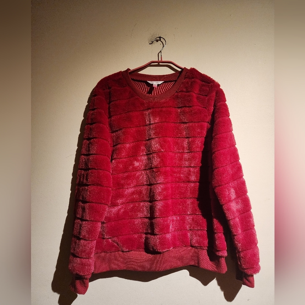 GIRLS JUNIOR'S SUPER CUTE AND COZY FOUXFUR TOP